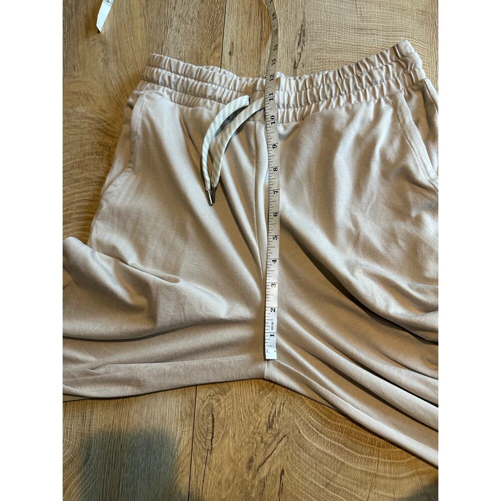 Vuori Halo Essential Wide Leg Pant Ecru Heather Small - Picture 9 of 10